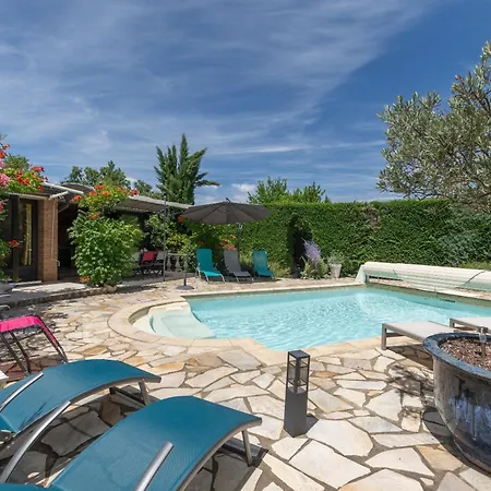 Holiday home Mas Le Bragalou Courry